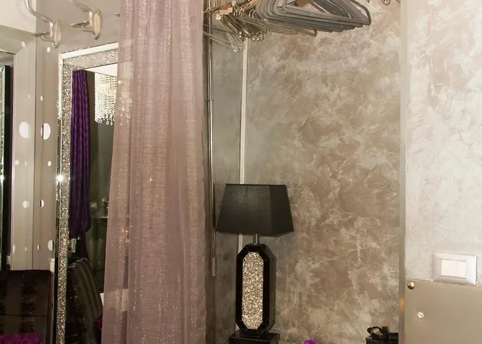 Apartament Jacuzzi Suitesweetrome *