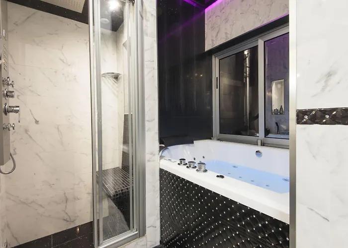 Apartament Jacuzzi Suitesweetrome *