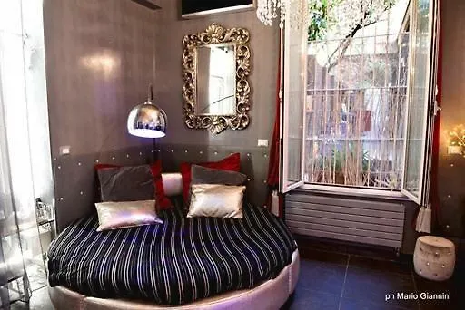 Apartament Jacuzzi Suitesweetrome *
